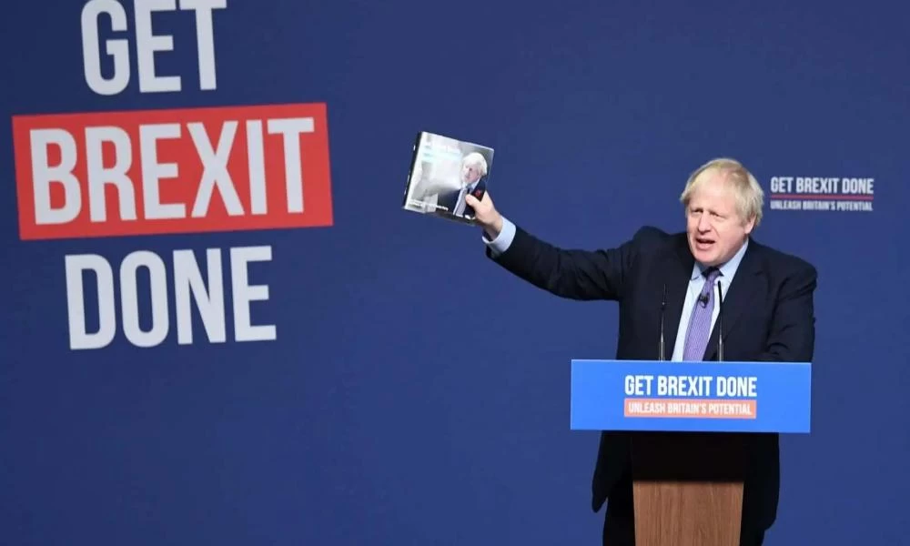 Κρίσιμες στιγμές για το Brexit: Συνάντηση Τζόνσον με Μπαρνιέ και Ούρσουλα φον ντερ Λάιεν